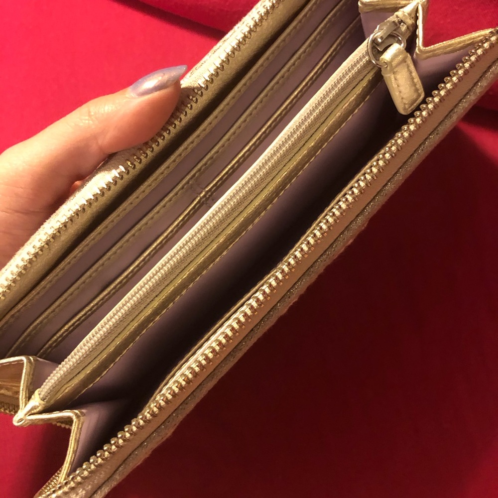 Coach Poppy Wallet - Picture 4 of 5